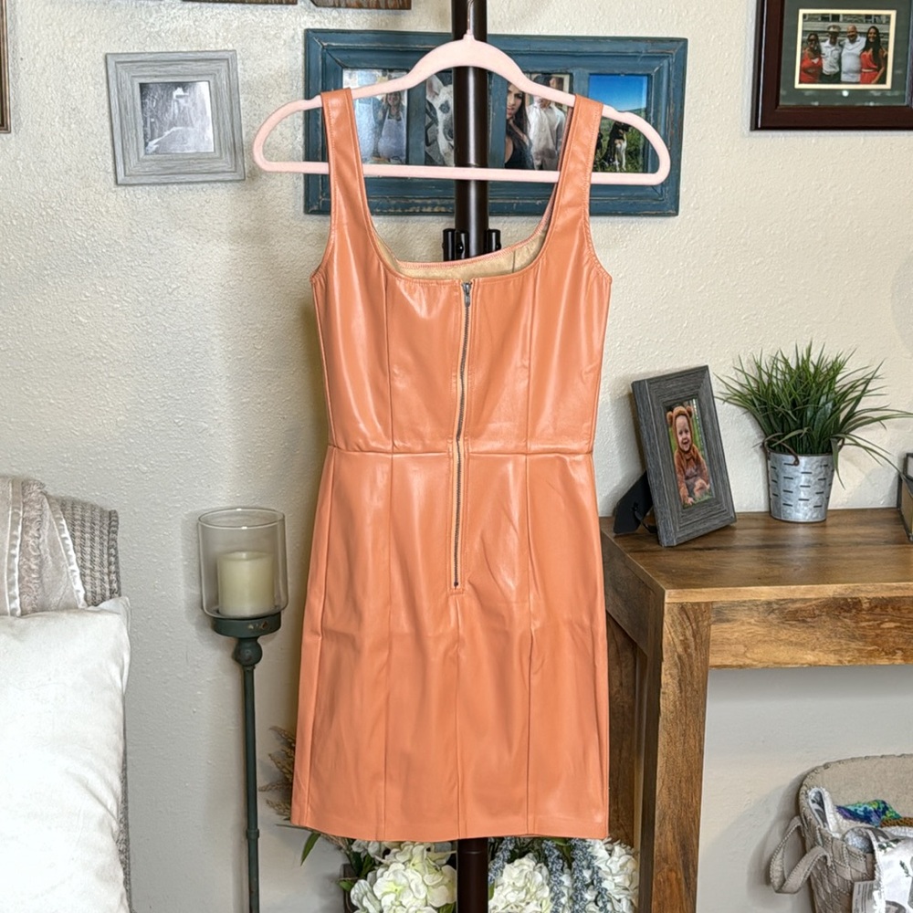 n:PHILANTHROPY Nuevo Vegan Leather Mini Dress Camel XS NWT - Picture 3 of 13